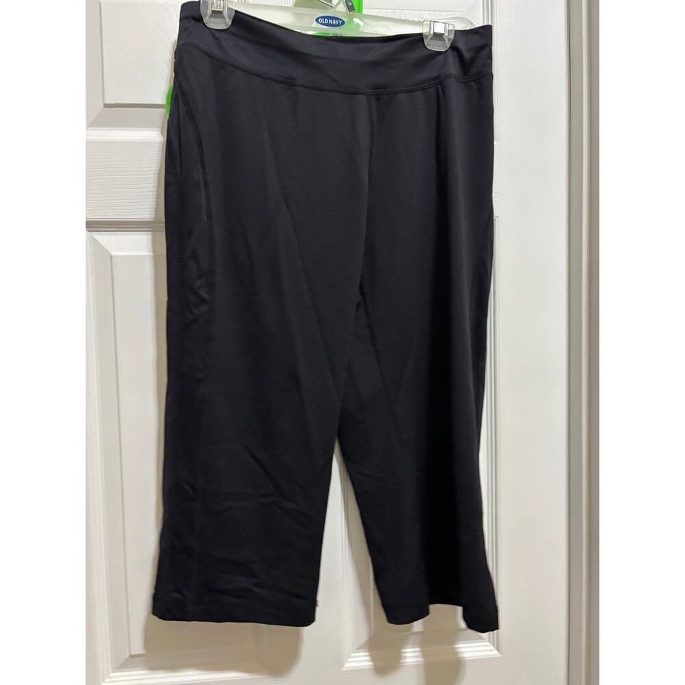 Tek gear size medium  work out capri pants